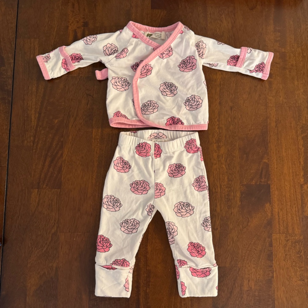 3/$15 Monica + Andy Pink Floral Baby Outfit